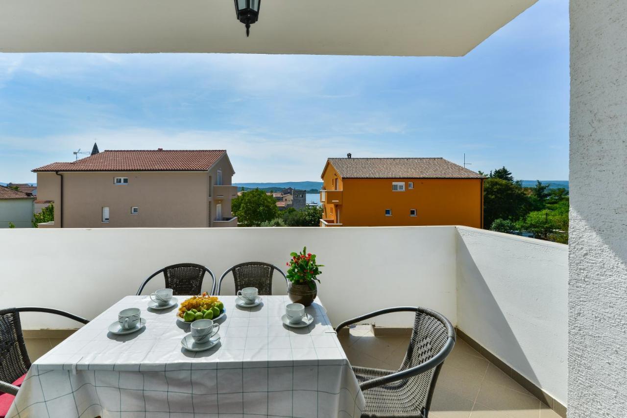 Apartments Citrus Turanj Exteriör bild